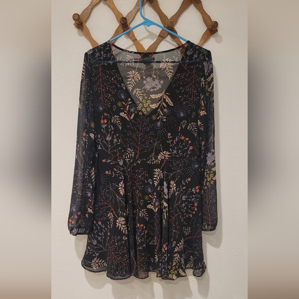 Kimchi Blue Black Floral Mini Dress Womens 10 - Picture 2 of 8